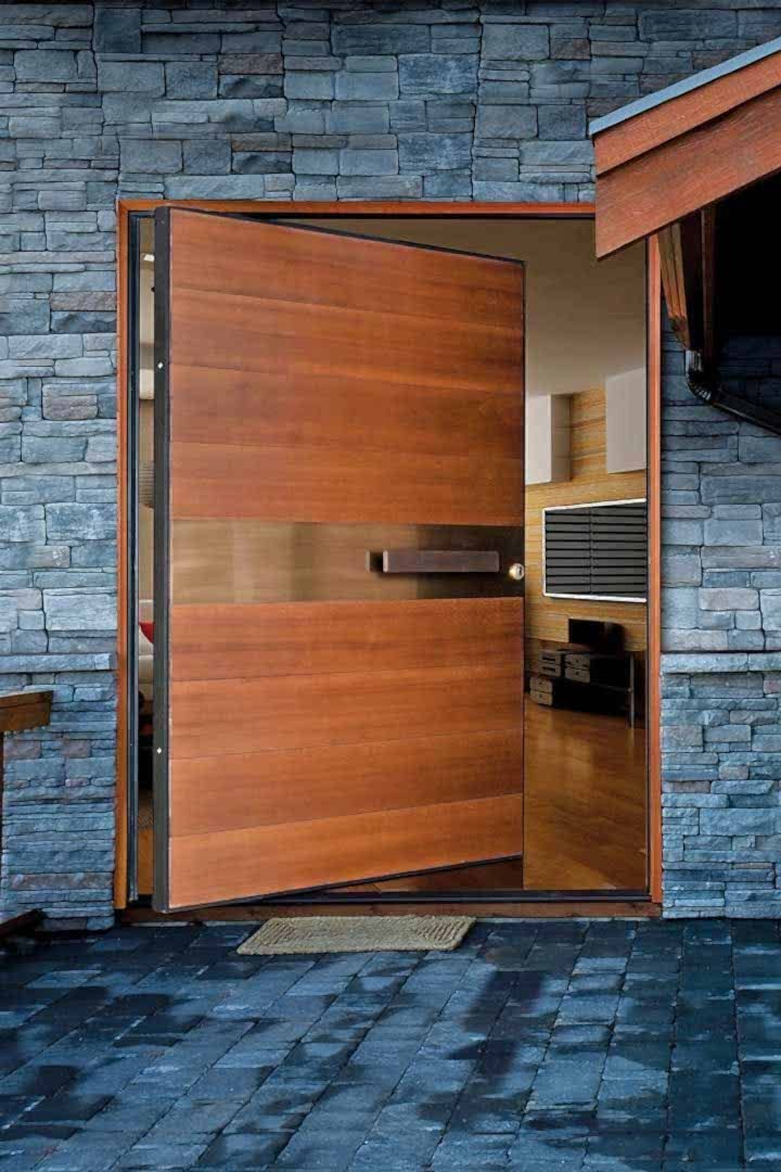 Pivot kapı modelleri