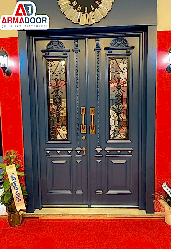 Uskumruköy villa kapısı